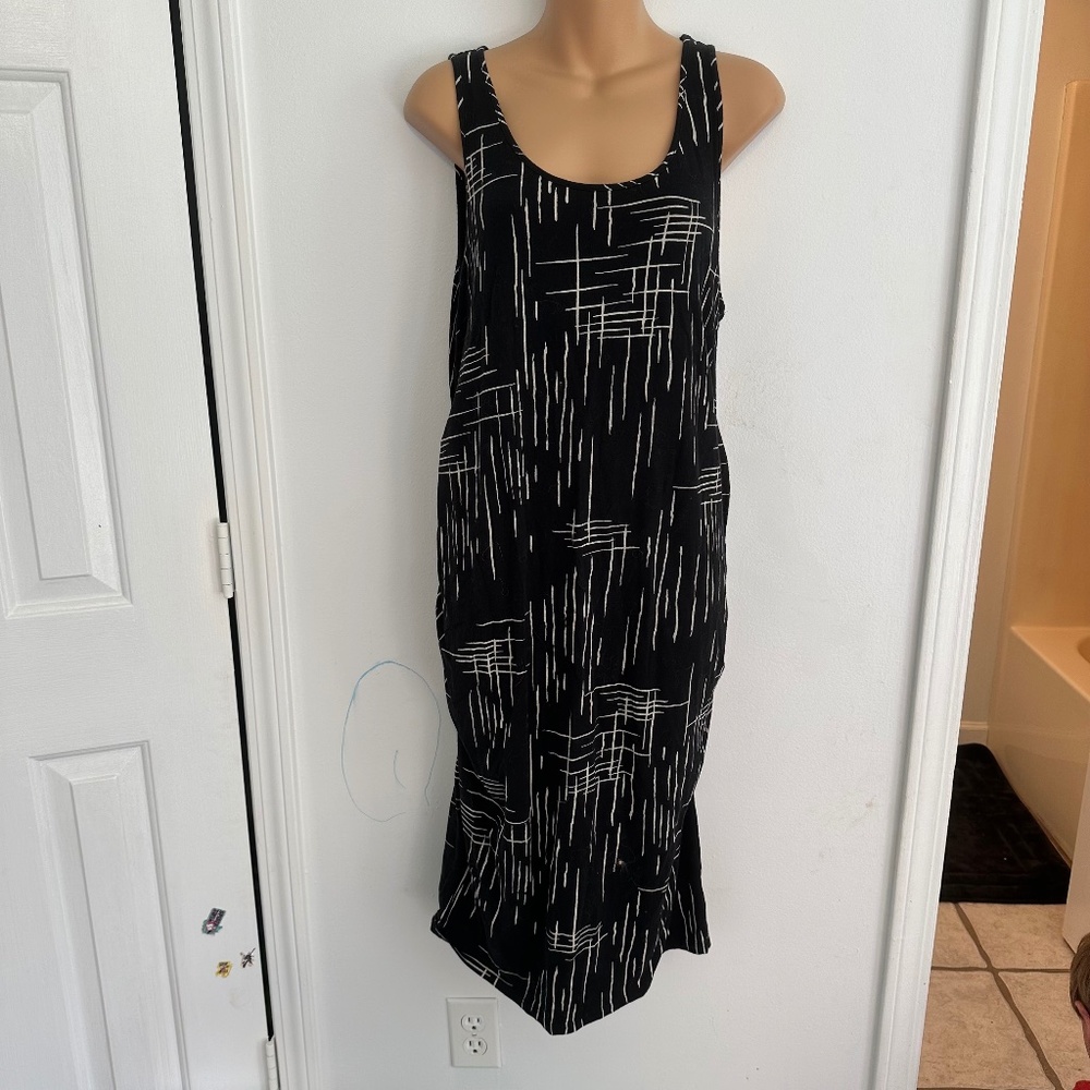 Isabel by Ingrid and Isabel Black and White Maternity Dress in L‎